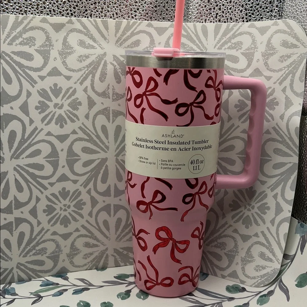 Ashland Pink🎀 Tumbler with Red Bow Design 40 fl oz or 1.1 Litre 🎀